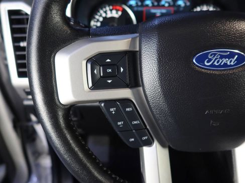 Used 2018 Ford F150 Lariat image 32