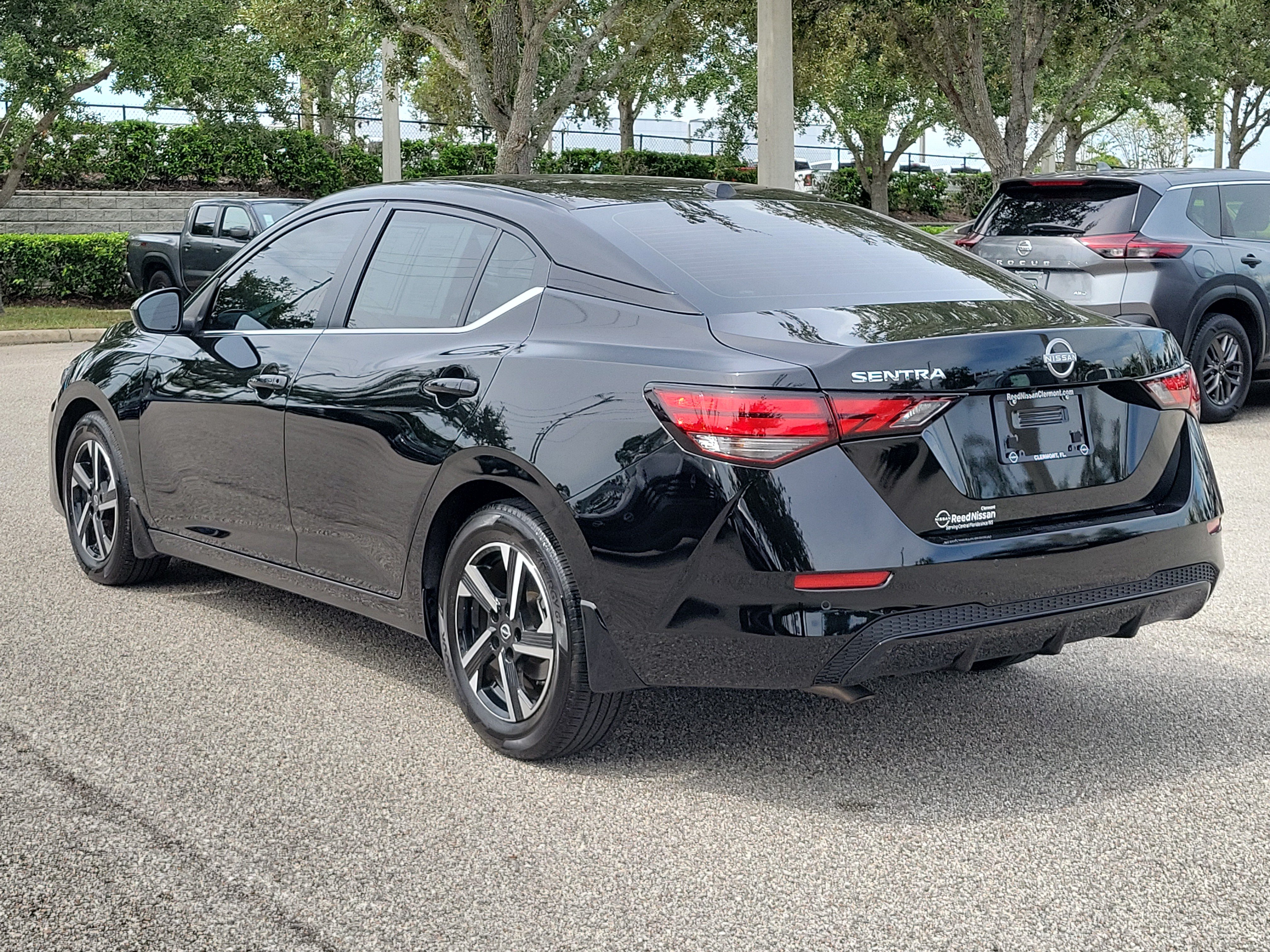 Certified 2025 Nissan Sentra SV w/ All-Weather Package FWD image 8