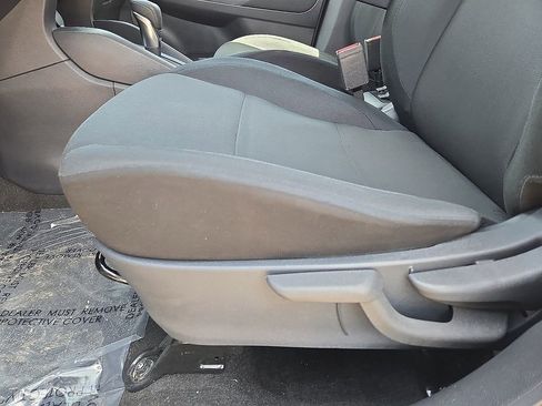Used 2024 Nissan Kicks S FWD image 22