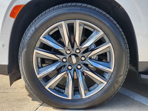 Used 2022 Cadillac Escalade Sport Platinum image 12