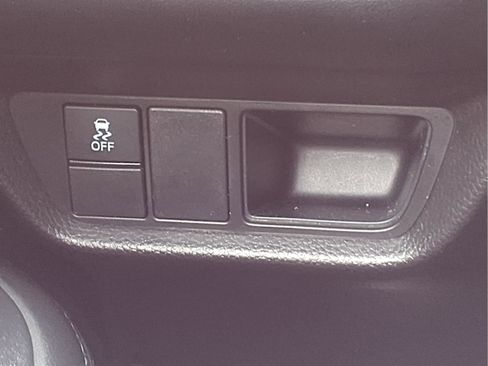 Certified 2025 Honda HR-V LX image 24