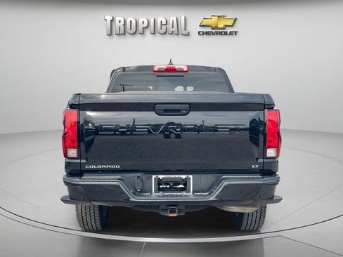 Used 2023 Chevrolet Colorado LT w/ LT Convenience Package AWD/4WD image 4