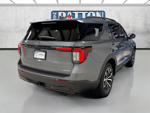 New 2026 Ford Explorer ST-Line image 7