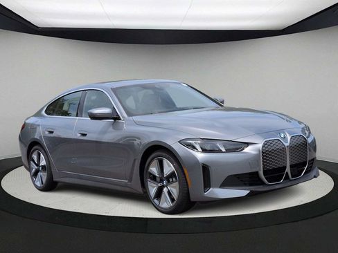 Used 2026 BMW i4 xDrive40i w/ Premium Package AWD/4WD image 2