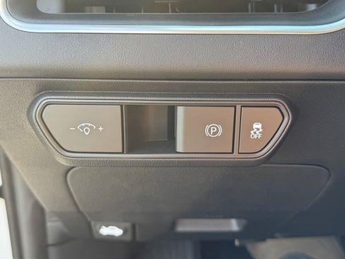 New 2025 Kia K4 LXS image 23