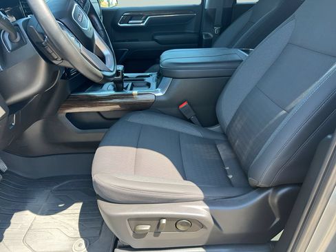 Used 2024 GMC Sierra 1500 Elevation w/ Preferred Package AWD/4WD image 10
