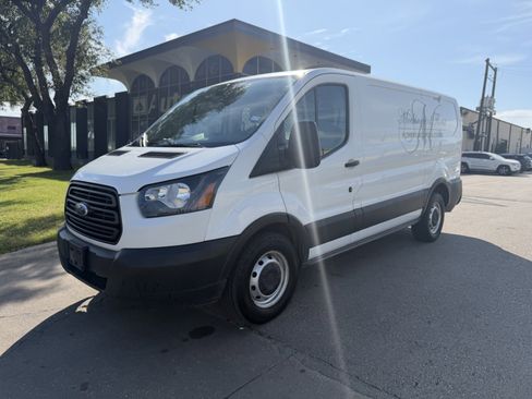 Used 2019 Ford Transit 150 130 Low Roof RWD image 1