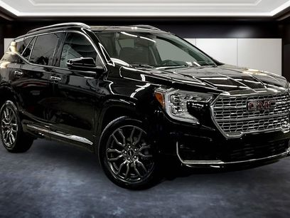 Used 2024 GMC Terrain Denali w/ Black Diamond Edition