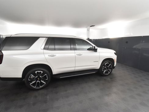New 2025 Chevrolet Tahoe Premier image 3