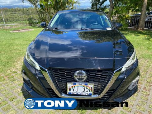 Used 2020 Nissan Altima 2.5 SR FWD image 2