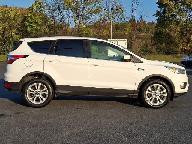 Used 2018 Ford Escape SE AWD/4WD image 10