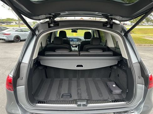 Used 2026 Mercedes-Benz GLS 450 4MATIC image 25