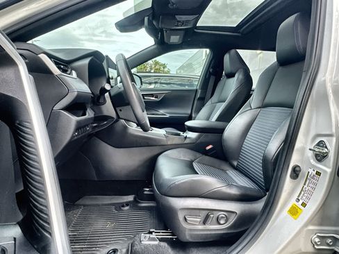 Used 2023 Toyota RAV4 XSE image 3