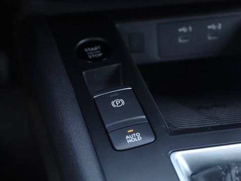 New 2026 Nissan Kicks SV FWD image 18