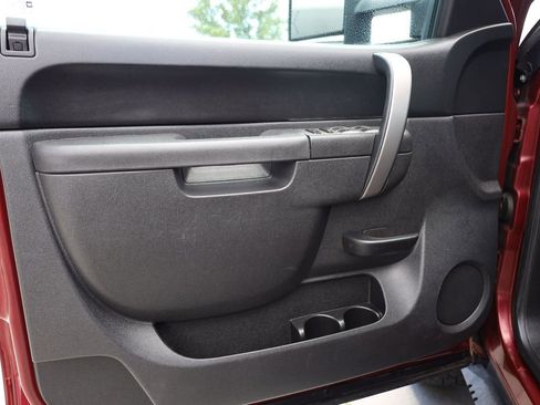 Used 2013 Chevrolet Silverado 2500 LT w/ Interior Plus Package AWD/4WD image 10