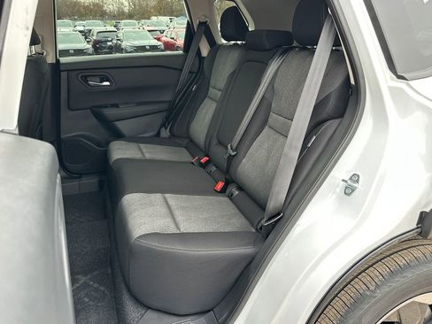 New 2026 Nissan Rogue SV w/ Cold Weather Package AWD/4WD image 16