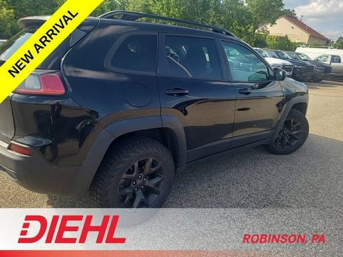 Used 2020 Jeep Cherokee Latitude AWD/4WD image 6