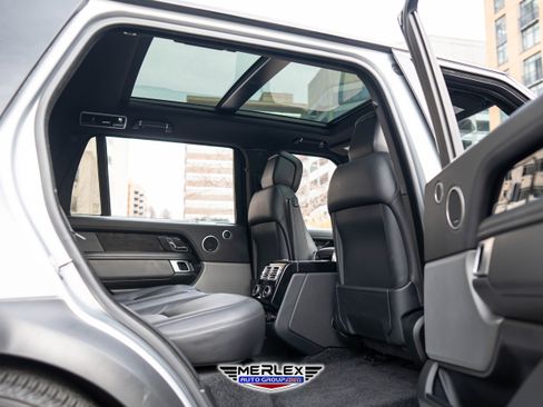 Used 2018 Land Rover Range Rover Long Wheelbase Supercharged image 19