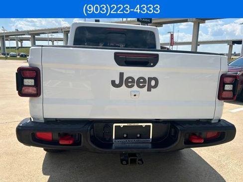 Used 2020 Jeep Gladiator Rubicon AWD/4WD image 8
