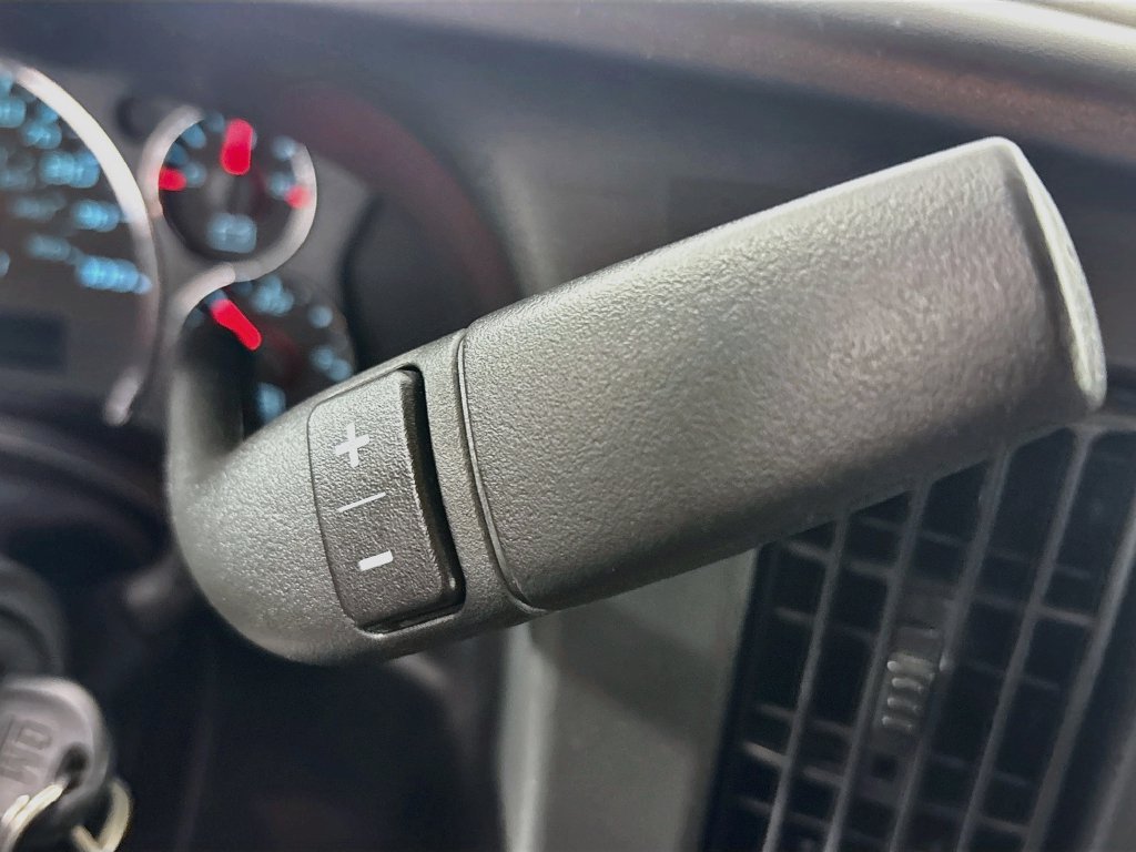 Used 2025 GMC Savana 2500 w/ Driver Convenience Package RWD image 19