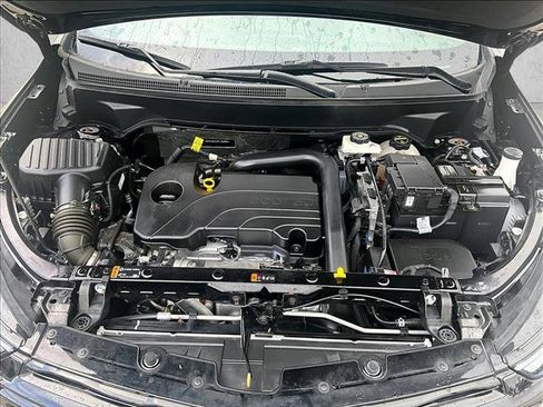 Used 2024 Chevrolet Equinox RS FWD image 11
