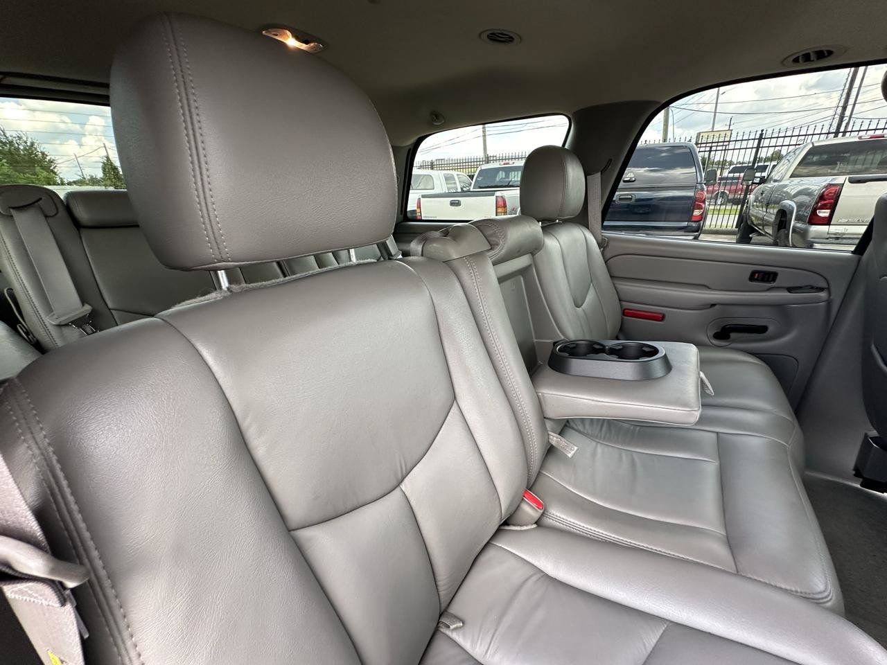 Used 2004 Chevrolet Tahoe LT w/ LT Preferred Equipment Group AWD/4WD image 67