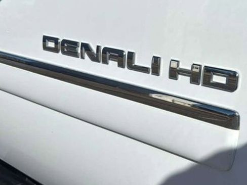 Used 2014 GMC Sierra 3500 Denali image 17