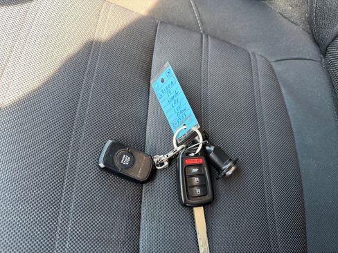 Used 2019 Honda CR-V LX image 10