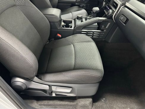 Used 2025 Toyota 4Runner SR5 AWD/4WD image 59