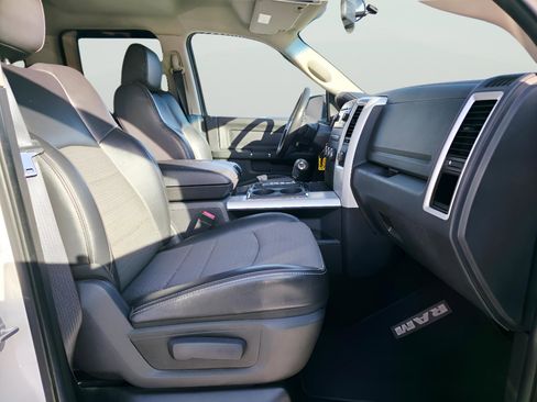 Used 2009 Dodge Ram 1500 Truck Sport image 13