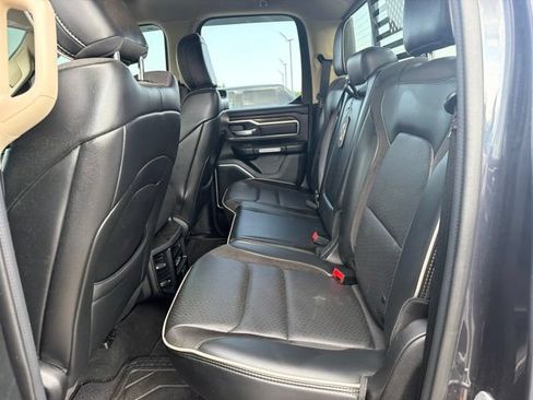 Used 2019 RAM 1500 Laramie AWD/4WD image 7