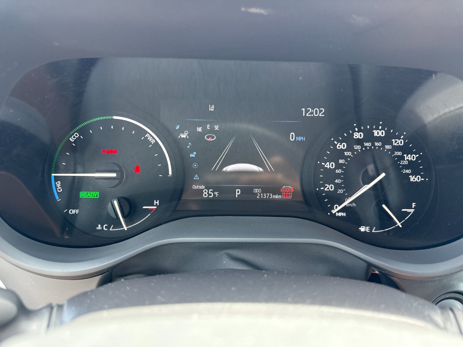 Used 2026 Toyota Sienna XLE FWD image 18