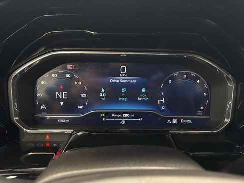 Used 2025 Chevrolet Silverado 1500 LT image 14