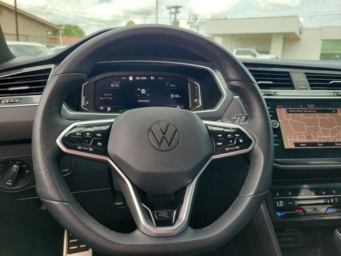 Used 2024 Volkswagen Tiguan SEL R-Line AWD/4WD image 18