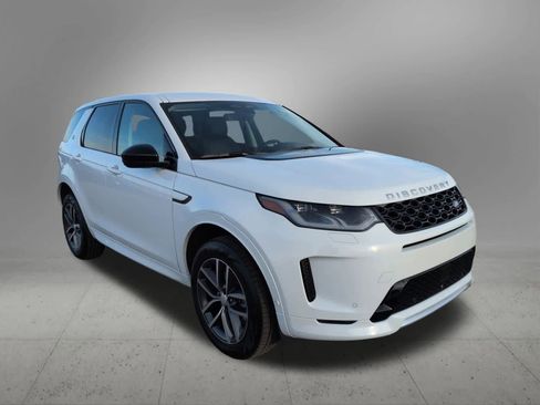 Used 2025 Land Rover Discovery Sport S image 8
