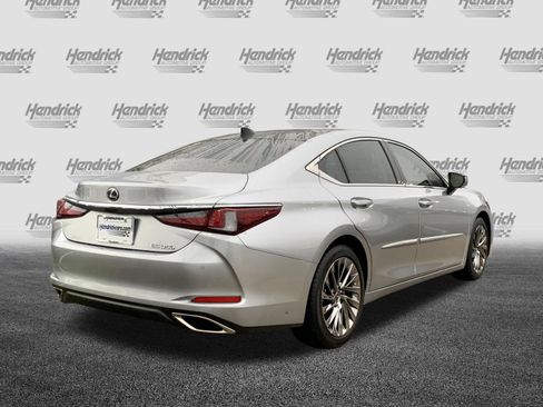 Certified 2025 Lexus ES 350 w/ Ultra Luxury Package image 10