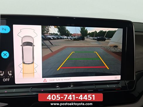 Used 2024 Volkswagen Atlas SE FWD image 22