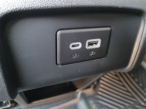 Used 2023 Chevrolet Blazer LT w/ Convenience Package image 10