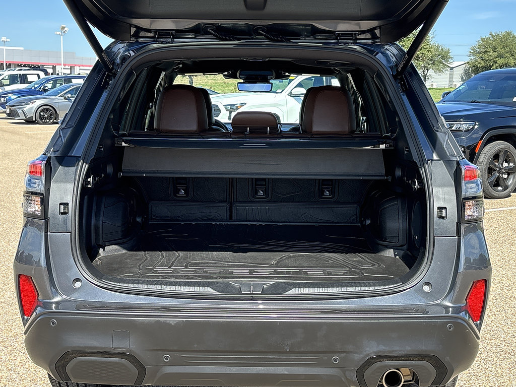 Used 2025 Subaru Forester Touring AWD/4WD image 8