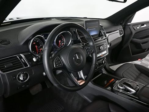 Certified 2019 Mercedes-Benz GLS 450 4MATIC image 6