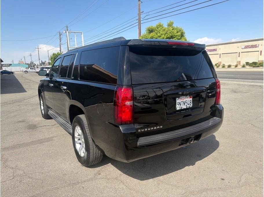 Used 2015 Chevrolet Suburban LT AWD/4WD image 19