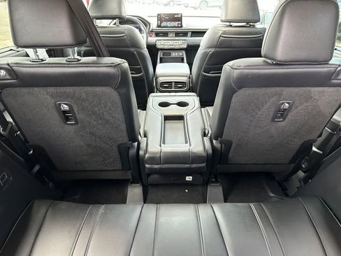 Used 2023 Honda Pilot Elite image 14