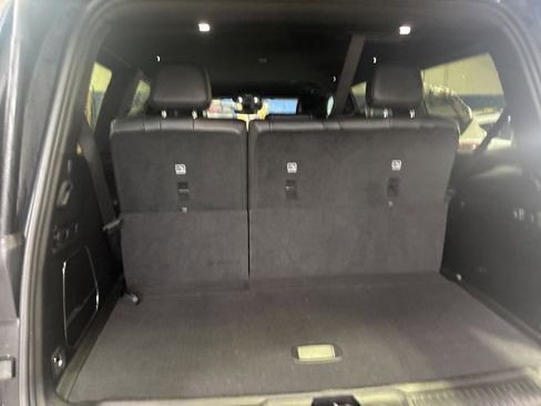 Used 2022 Jeep Wagoneer Series II image 9