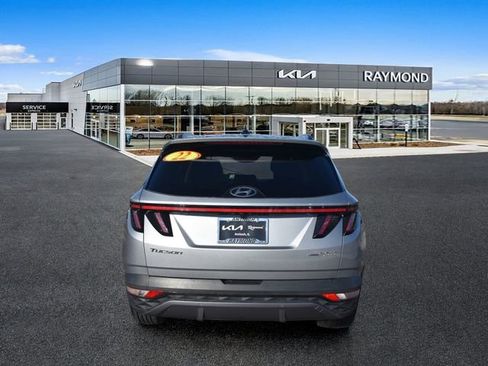 Used 2022 Hyundai Tucson Limited AWD/4WD image 4