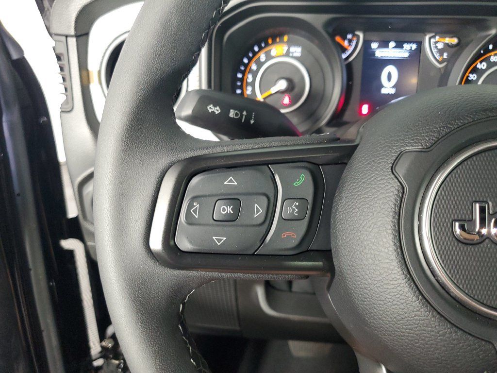 Used 2026 Jeep Wrangler Unlimited Sport AWD/4WD image 25