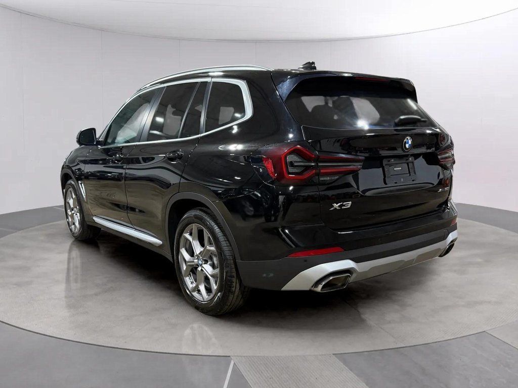 Used 2022 BMW X3 xDrive30i AWD/4WD image 5