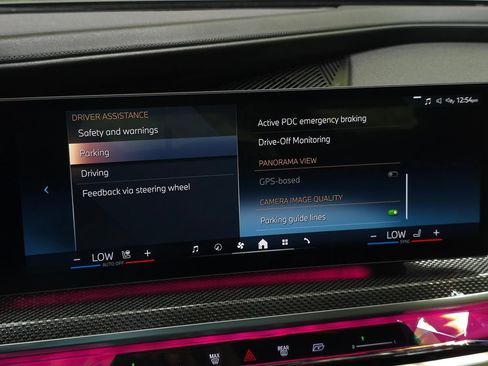 Used 2023 BMW i7 xDrive60 AWD/4WD image 59