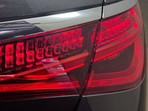 Used 2021 Mercedes-Benz S 580 4MATIC Sedan image 32