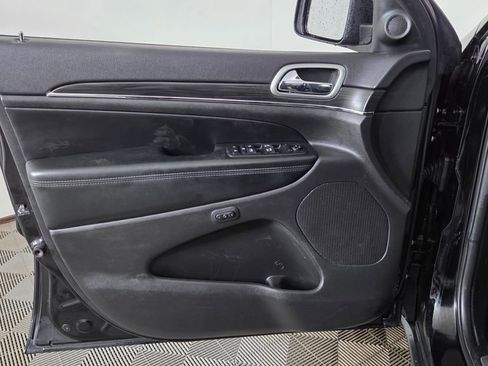 Used 2019 Jeep Grand Cherokee Limited w/ Luxury Group II AWD/4WD image 14
