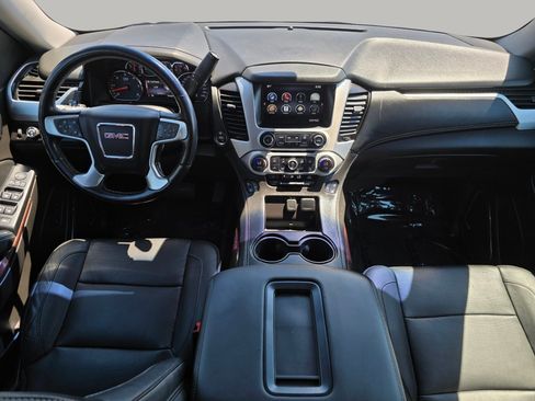 Used 2015 GMC Yukon SLT AWD/4WD image 2